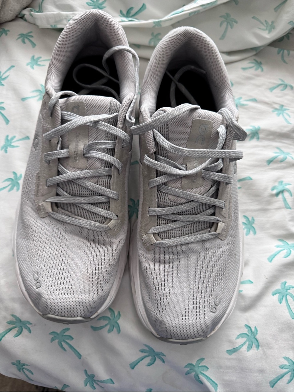 On Cloudflyer 5 Running Shoes - Light Gray